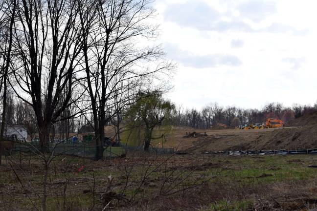 The edge of the Smith Farm site goes right up against the edge of this property on Gilbert Street.