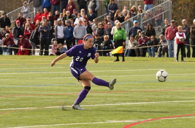 Kiki Goodwin (#20) drills a free kick off the crossbar that led to the wining goal.