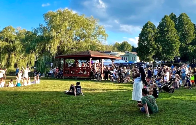 Fuller Moon Festival in Warwick.