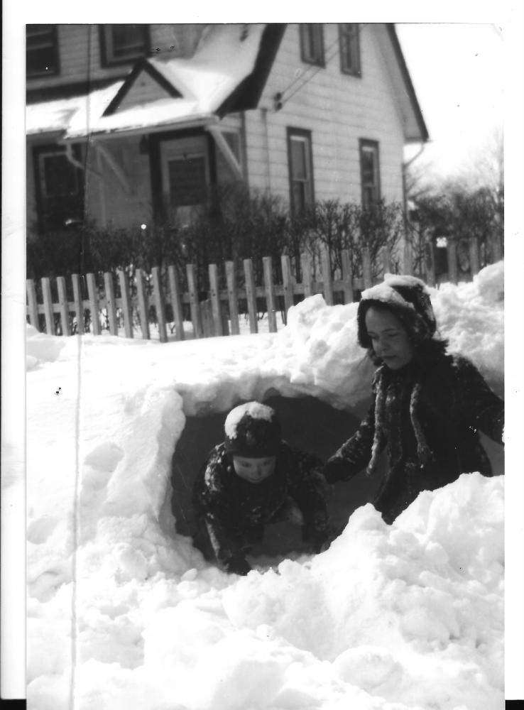 $!Robert Mari and Diane Mari Westerveld playing in the snow in Sugar Loaf, 1945. Photo courtesy the Sugar Loaf Historical Society