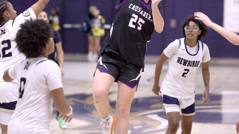 Leah Sheerin (#25) scored 20 against Newburgh, including four 3-point shots.
