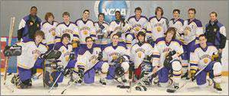 Ice hockey coming of age in Warwick