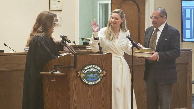 Monroe Town Supervisor Maureen Richardson takes her oath of office before the Jan. 5, 2026 Town Board Meeting.