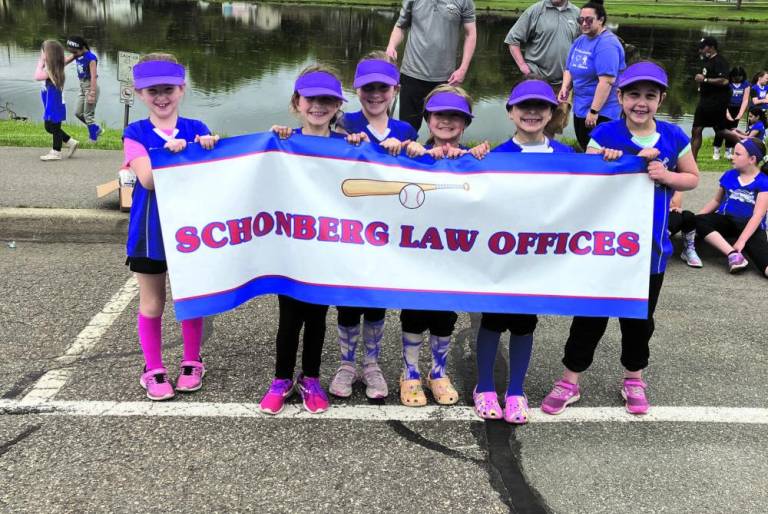 $!M-W Little League teams march in annual parade